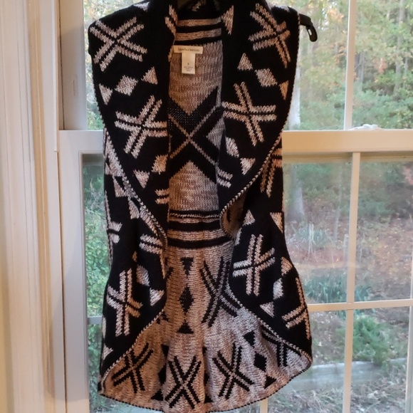 Cape style sweater vest Small -Black and tan - Picture 2 of 6